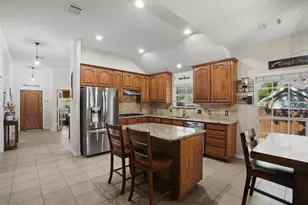 8600 Laughing Waters Tr, McKinney, TX 75070 - Photo 10