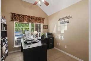 8600 Laughing Waters Tr, McKinney, TX 75070 - Photo 6