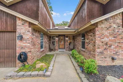 826 Lake Forest Court, Grapevine, TX 76051 - Photo 4