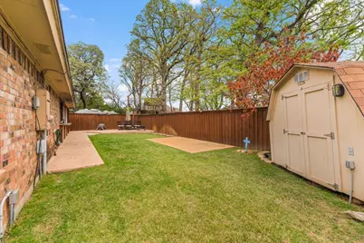 826 Lake Forest Court, Grapevine, TX 76051 - Photo 36
