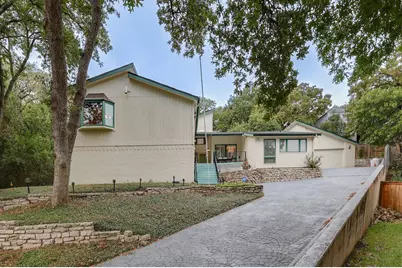 1405 Blackhill Court, Arlington, TX 76012 - Photo 2