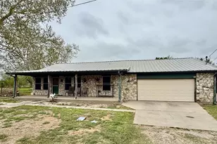 555 S Allen St, Boyd, TX 76023 - Photo 1