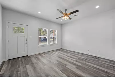 517 E Heron Street, Denison, TX 75021 - Photo 2