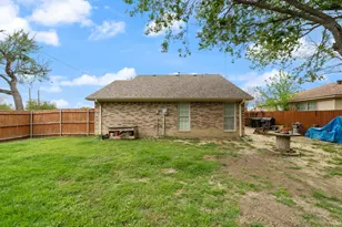 121 W Oneal St, Wills Point, TX 75169 - Photo 20