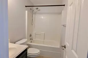 200 Inverness Dr, Lewisville, TX 75067 - Photo 22