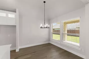 7035 Moss Lake Dr, Grand Prairie, TX 75054 - Photo 12