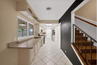 526 Waggoner Drive, Arlington, TX 76013 - Photo 16