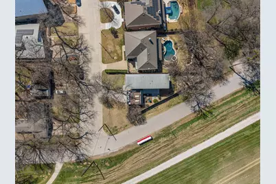 921 N Bailey Avenue, Fort Worth, TX 76107 - Photo 38