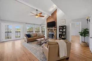 1334 Kiowa Dr E, Gainesville, TX 76240 - Photo 2