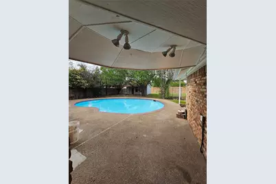 5629 Starlight Drive, Haltom City, TX 76117 - Photo 22