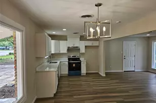 5629 Starlight Dr, Haltom City, TX 76117 - Photo 6