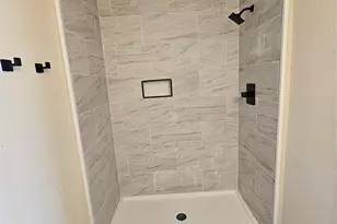 5629 Starlight Dr, Haltom City, TX 76117 - Photo 14