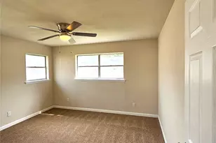 5629 Starlight Dr, Haltom City, TX 76117 - Photo 20