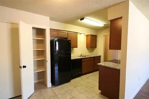 7204 NE Loop 820, North Richland Hills, TX 76180 - Photo 4