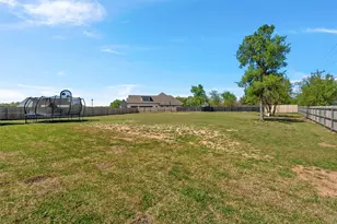 216 Wycliff Dr, China Spring, TX 76633 - Photo 38