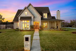 216 Wycliff Dr, China Spring, TX 76633 - Photo 1