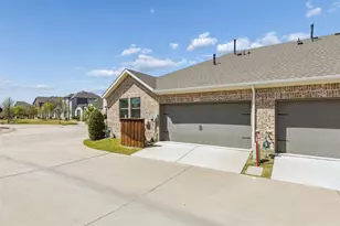 4552 Meadow Sage St, Arlington, TX 76005 - Photo 12