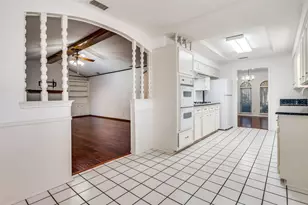 1910 Jamestown Ct, Arlington, TX 76013 - Photo 14