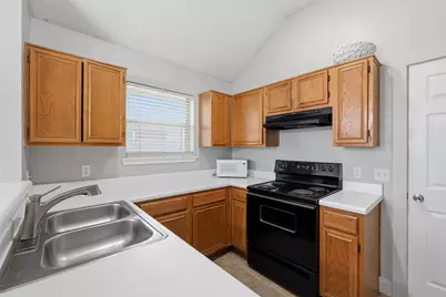 829 Parkwest Boulevard, Saginaw, TX 76179 - Photo 16