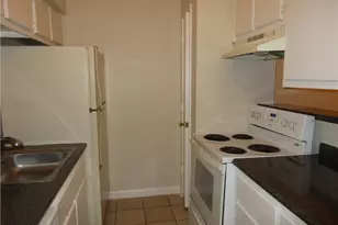 8110 Skillman St, Dallas, TX 75231 - Photo 6