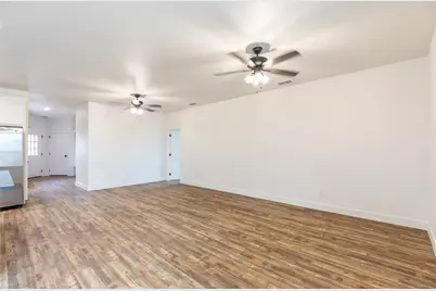 8009 Sawdust, Abilene, TX 79602 - Photo 4