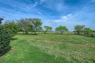 2472 Gibbons Rd, Sherman, TX 75092 - Photo 32