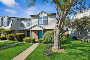 724 W Collins St, Denton, TX 76201 - Photo 2