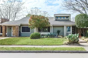 542 Harvest Hill St, Lewisville, TX 75067 - Photo 2