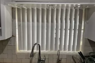 1522 Lee Ave, Fort Worth, TX 76164 - Photo 8