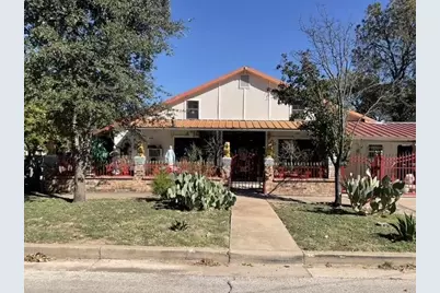 1522 Lee Avenue, Fort Worth, TX 76164 - Photo 1