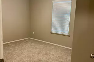 1804 Gayla Creek Dr, Little Elm, TX 75068 - Photo 8