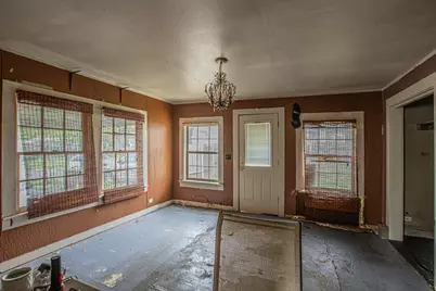 5901 Greenlee Street, Fort Worth, TX 76112 - Photo 4