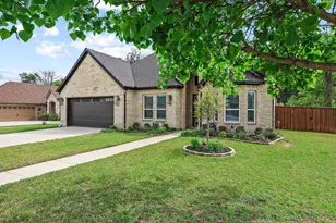 57 Lone Oak Blvd, Pottsboro, TX 75076 - Photo 2