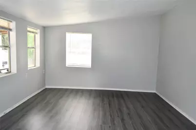 401 Powers Street, Lacy Lakeview, TX 76705 - Photo 14