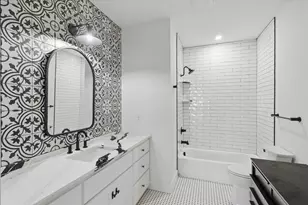 2250 Lipscomb St, Fort Worth, TX 76110 - Photo 20