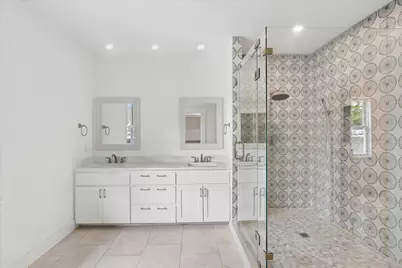 2250 Lipscomb Street, Fort Worth, TX 76110 - Photo 16