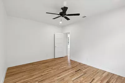 2250 Lipscomb Street, Fort Worth, TX 76110 - Photo 14