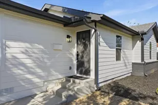 810 Cordell St, Denton, TX 76201 - Photo 2