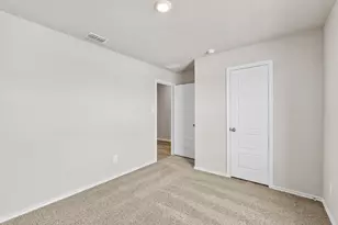 4241 Trickling Crk Ln, Fort Worth, TX 76036 - Photo 6