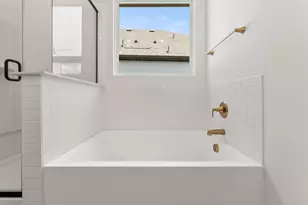 712 Tyronza Dr, Justin, TX 76247 - Photo 26