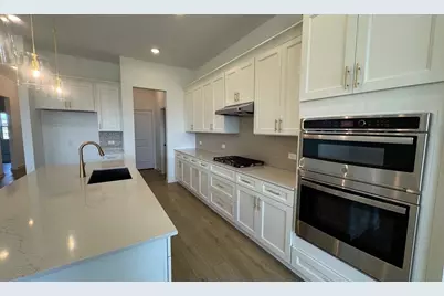 712 Tyronza Drive, Justin, TX 76247 - Photo 4