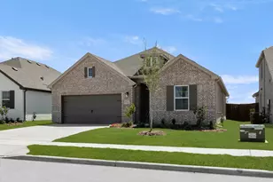 712 Tyronza Dr, Justin, TX 76247 - Photo 2