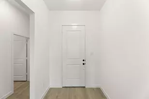 712 Tyronza Dr, Justin, TX 76247 - Photo 6