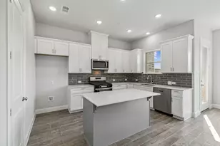 2933 Galveston St, Plano, TX 75075 - Photo 2