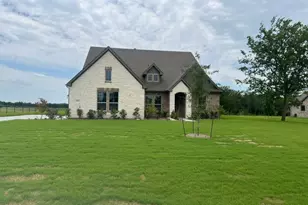 405 Cobb Rd, Leonard, TX 75452 - Photo 1