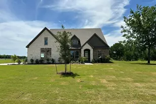 405 Cobb Rd, Leonard, TX 75452 - Photo 1