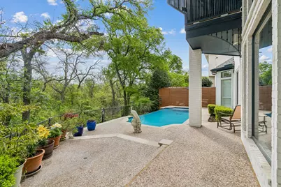 18736 Wainsborough Lane, Dallas, TX 75287 - Photo 32