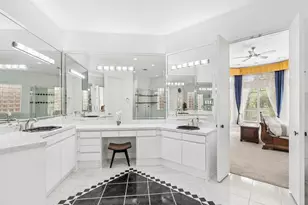 18736 Wainsborough Ln, Dallas, TX 75287 - Photo 22