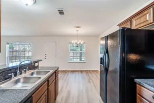 1012 Barbara St, Denton, TX 76209 - Photo 4