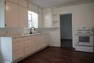 403 N Fairview St, Keene, TX 76059 - Photo 12